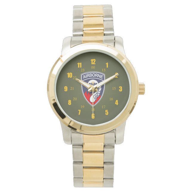 187 Im Flugzeug (Rakkasans - koreanischer Tierarzt Armbanduhr (Vorderseite)