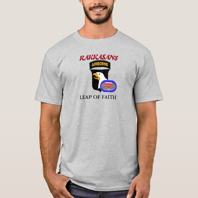 187. INFANTRIE RAKKASANS 101. IM FLUGZEUG  T-Shirt (Vorderseite)