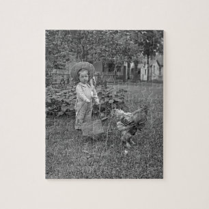 1880er Jahre Adorable Girl and Rooster Cart im Gar