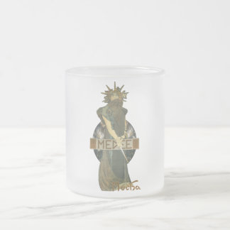 1898) tasses en verre givré d'Alphonse Mucha Medee
