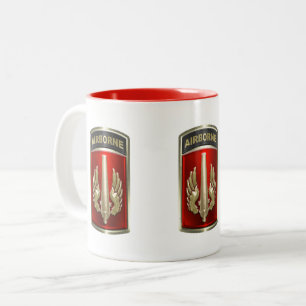 18. Feldartilleriebrigade Airborne Zweifarbige Tasse