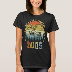 18 Jahre alt Phantastisch seit März 2005 18. Gebur T-Shirt