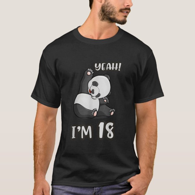 18. Panda im 18 T-Shirt (Vorderseite)
