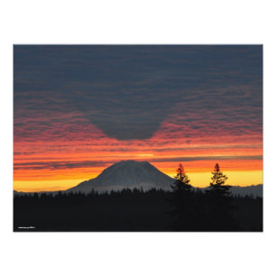 18X24 Monte Rainier und sein Schatten Fotodruck