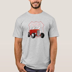 1932 Modell B Hotrod. Roter Hotrod. Route 66. T-Shirt