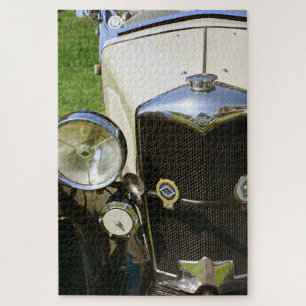 1934 Riley 9 Lynx Tourer bei der Kathedrale von We