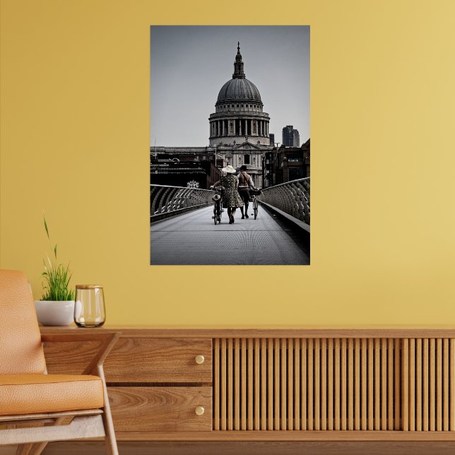 1940er Jahre On Millennium Bridge London (6331) Poster (Wohnzimmer 2)