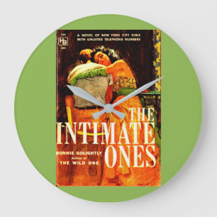 1960 pulp novel cover The Intimate Ones Große Wanduhr