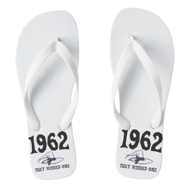 1962 versäumten sie ein Salem HexenHalloween Flip Flops (Fußbett)