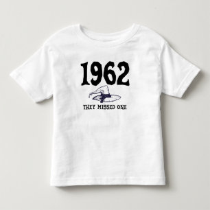 1962 versäumten sie ein Salem HexenHalloween Kleinkind T-shirt
