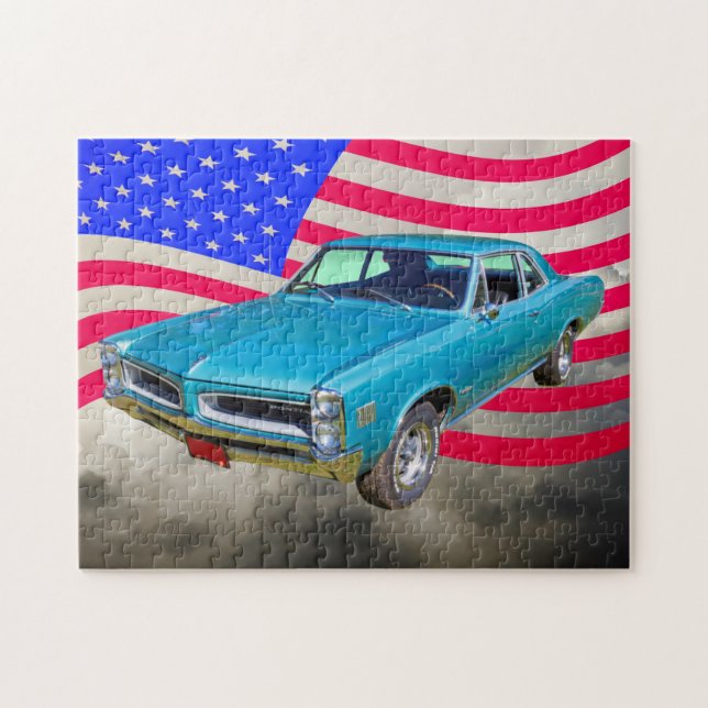 1966 Pontiac Le Mans und amerikanische Flagge (Horizontal)