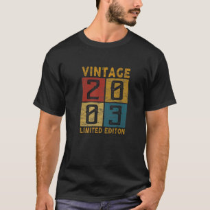 19. Geburtstag Vintag 2003 Geboren 2003 19 Jahre a T-Shirt