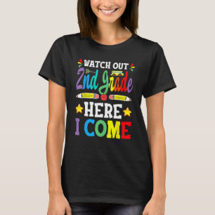 1. Abschluss 2023 2. Klasse hier abwarten T-Shirt