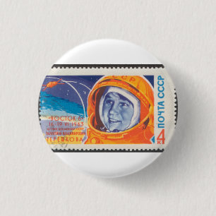 1. Frau Valentina Vladimirovna im Raum Button