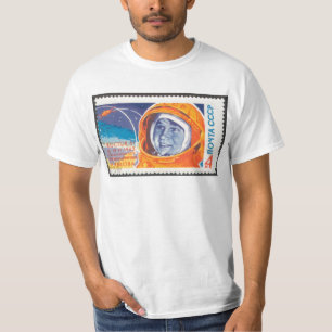 1. Frau Valentina Vladimirovna im Raum T-Shirt