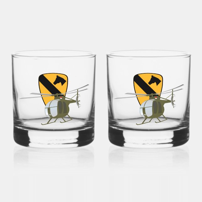 1. Höhle - Vietnam OH-6 Loach Gunship Whiskyglas (Vorderseite)