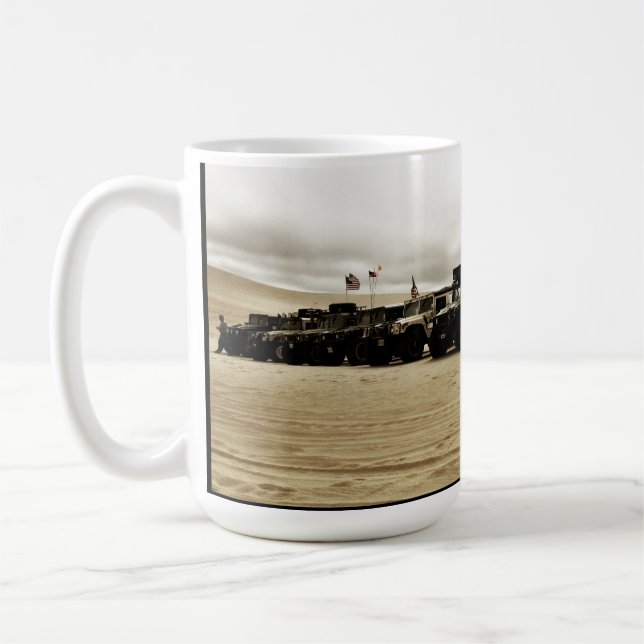 1. Jährliche Pismo Strand-Hummer-Invasion Kaffeetasse (Links)