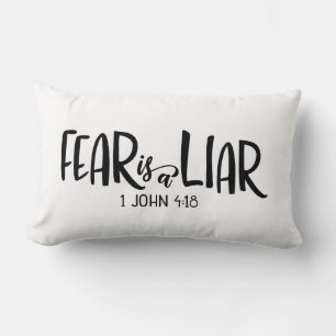 1 John 4:18 Angst ist ein Lügner Lendenkissen