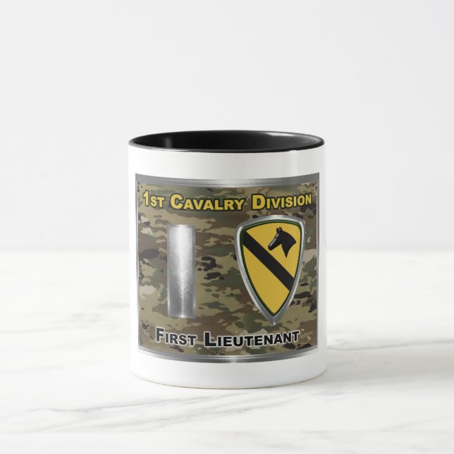 1. Kavalleriedivision Erster Leutnant Tasse (Zentrum)