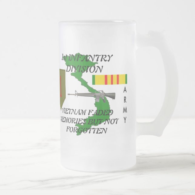 1. Mattierte Tasse Inf Vietnam (Rechts)