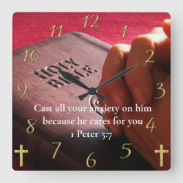 1 Peter 5:7 Heilige Bibel mit Händen Quadratische Wanduhr