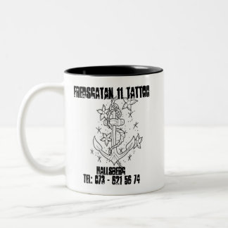 1 ZWEIFARBIGE TASSE