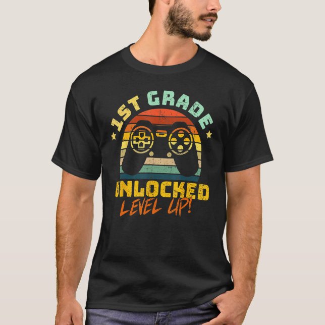 1st First Grade Unlocked Level Up Game Back To Sch T-Shirt (Vorderseite)