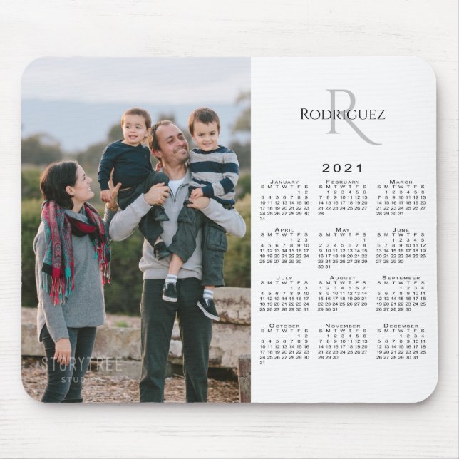 2021 Calendar Custom Photo Monogram Name on White Mousepad (Vorne)