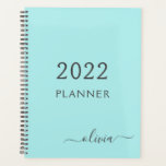 2022 Aqua Blue Aquamarin Girly Script Monogram Nam Planer<br><div class="desc">2022 Aqua Blue Aquamarin Monogram Fügen Sie Ihren eigenen Skriptnamen 2021 Kalender Hochzeitsplaner. Das macht den perfekten 16 Geburtstag,  Hochzeit,  Brautparty,  Jubiläum,  Babydusche oder Junggeselinnen-Abschied Geschenk für jemanden,  der Lieben glamourösen Luxus und schicke Stile.</div>