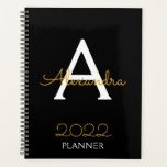 2022 Gold Black Monogram Elegant Planer<br><div class="desc">2022 Gold Black Monogram Name and Initial Spiral Notebook Planner. Das macht den perfekten 16 Geburtstag, Hochzeit, Brautparty, Jubiläum, Babydusche oder Junggeselinnen-Abschied Geschenk für jemanden, der Lieben glamourösen Luxus und schicke Stile.</div>