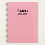 2023-2024 rosa Monatsplaner/Wochenplaner Planer<br><div class="desc">Ihr ultimativer Begleiter für ein organisiertes akademisches Jahr! Bleibe dem Unterricht voraus und brise durch das akademische Jahr mit unserem sorgfältig gestalteten Lehrer Lektionsplaner 2023-2024. Dieser umfassende Planer, der mit Rücksicht auf Pädagogen entworfen wurde, bietet die perfekte Mischung aus Funktionalität, Stil und Komfort, um Lehrern wie Ihnen zu ermöglichen, jeden...</div>