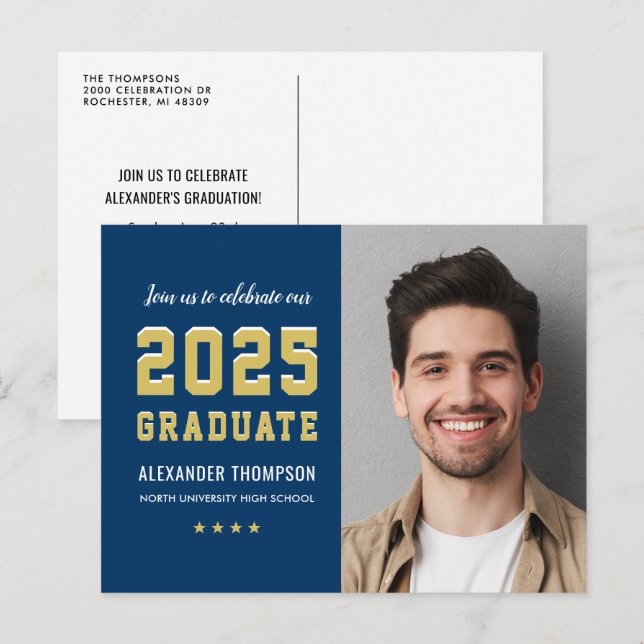 2023 Graduate Navy Gold Graduation Party Foto Einladungspostkarte (Vorne/Hinten)