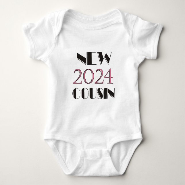 2024 Neuer Cousin Rosa T - Shirt (Vorderseite)