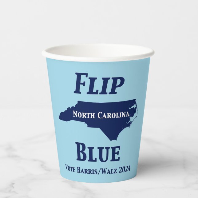 2024 North Carolina Blue gedreht Pappbecher (Vorderseite)