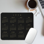 2024 Schwarzes Gold Volljahr Kalender Zuhause Offi Mousepad<br><div class="desc">Maßgeschneiderte,  elegante Imitate Goldskripttypografie auf schwarz,  Jahreskalender 2024,  Staub- und Fleckresistentes Mousepad mit rutschsicherem Rücken,  für Zuhause und Büro. Es ist ein großartiges Geschenk für Freunde,  Familie,  Gleichaltrige,  Mitarbeiter,  Mitarbeiter,  Mitarbeiter,  für Ferien,  Weihnachten,  neue Jahre.</div>