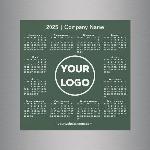 2025 Calendar Company Logo auf Forest Green Magnet