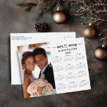 2025 Frau Newlywed Just Married Foto Feiertagspostkarte<br><div class="desc">2025 Anpassbare Familienname und Foto Kalender Postkarten mit Ihrem personalisierten Foto und Namen. 🌟 Dies ist für 2025 🌟 Zeigen Sie Ihre neue Ehe oder Verlobung mit dieser limitierten Kalender-Karte! Es ist nie zu früh, um über das nächste Jahr nachzudenken. Jetzt können Sie ein personalisiertes einmaliges Geschenk für Freunde und...</div>