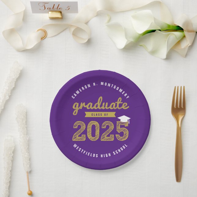 2025 Gold Bold Sketch Typografy Graduation Party Pappteller (Hochzeit)