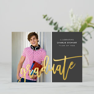 2025 GRAD Foto Moderne Kalligraphie Spaß Grau Gold Folieneinladung