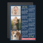 2025 Kalender Navy Koral Gold Custom Foto Collage Magneteinladung<br><div class="desc">Feiern Sie 2025 mit dieser geschmeidigen Magnetkarte aus dem Foto. Mit leicht lesbaren Daten in fett weiß, hat dieser wunderschön einfache Kalender die Wörter "2025" und "LIEBE" in Imitaten goldenen Glitzer mit einem hellen Korallenrosa Bar am Boden für Ihren personalisierten Familiennamen oder anderen Text. Der Hintergrund ist marineblau. Füge vertikal...</div>