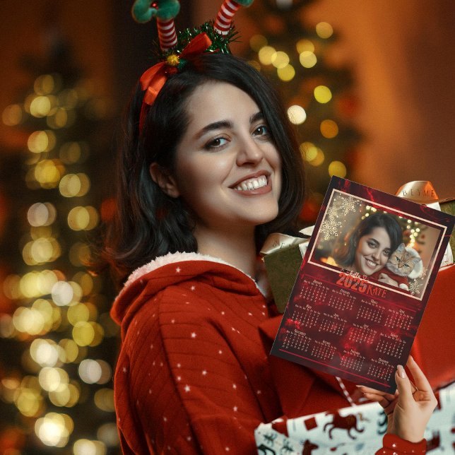 2025 Roter Foto-Kalender Feiertagskarte (2025 Elegant Red Photo Calendar Holiday Card)