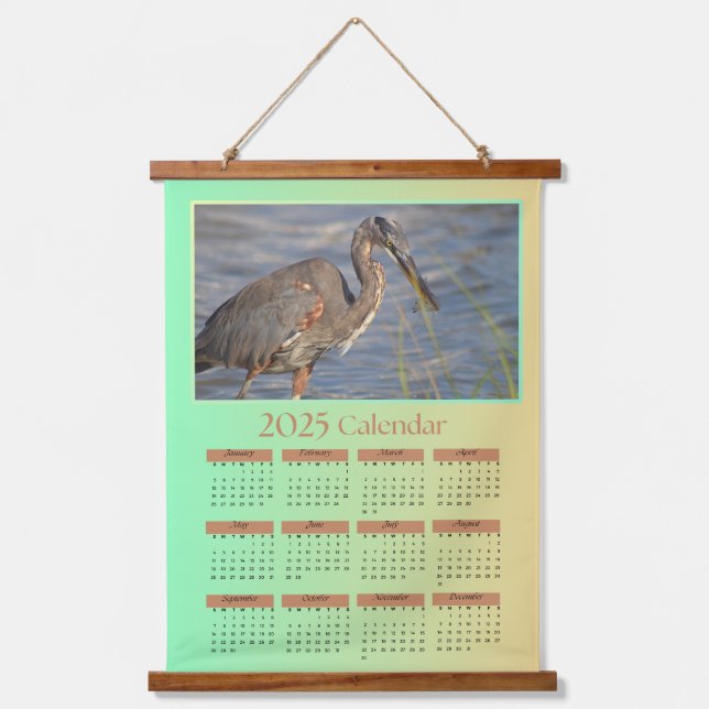 2025 Tapestry Calendar, Ein auf Shrimp Fütternd He Wandteppich Mit Holzrahmen (Vorderseite)
