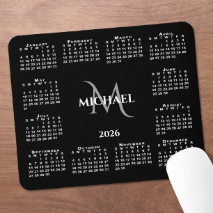 2026 Kalender Chic Monogramm Name auf Schwarz Mousepad