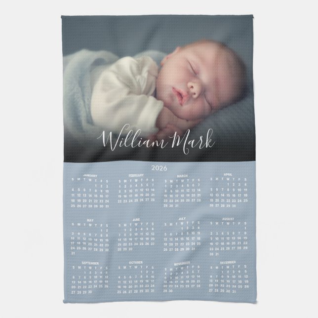 2026 Kalender Skript Name Foto Staubblau Geschirrtuch (Vertikal)