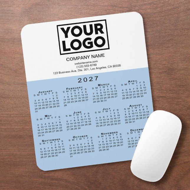 2027 Kalender Firmenlogo Text Hellblau Weiß Mousepad (2027 Calendar Company Logo Text Light Blue White Mouse Pad in situ)