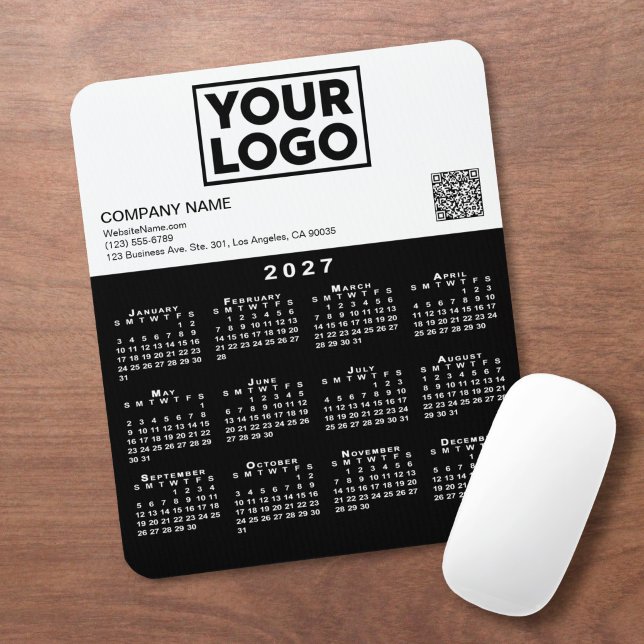 2027 Kalender Geschäft Logo QR Code Schwarz Weiß Mousepad (2027 Calendar Business Logo QR Code Black White Mouse Pad in situ)