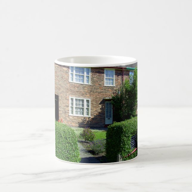 20 Forthlin Straße. Kindheits-Zuhause von Paul Kaffeetasse (Mittel)