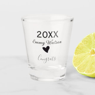 20XX bold letter congrats graduation name heart si Schnapsglas