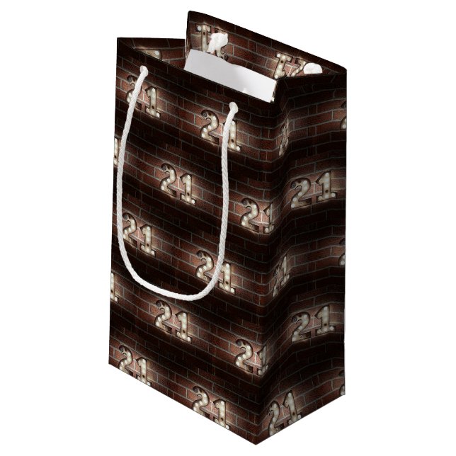 21. Geburtstagsfeuer auf Ziegelstein Kleine Geschenktüte (Rückseite Schrägansicht)