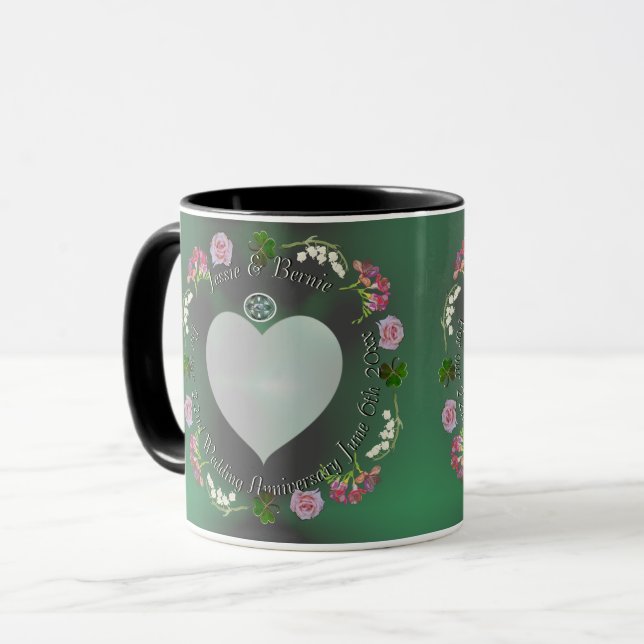 22e Mug à l'anniversaire du Mariage floral (Devant gauche)